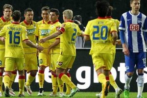 Hertha Berlin evinde perişan!