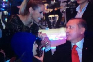 Cumhurbaşkanı Erdoğan Niran &Uuml;nsal'a destek verdi...