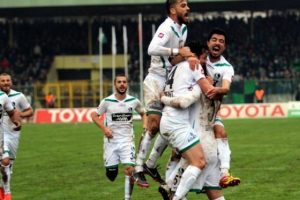 Sakaryaspor zirvede