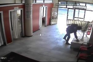 &Ccedil;ala &ccedil;ala steteskop &ccedil;aldı !