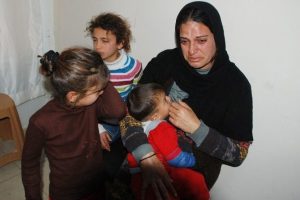 En acı feryat: "A&ccedil;ız"