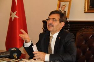 "T&uuml;rkiye'nin sanayisi 200 yıl ge&ccedil; kalmış"