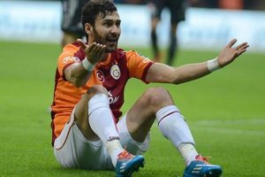 Galatasaray'da Veysel Sarı kanlar i&ccedil;inde kaldı