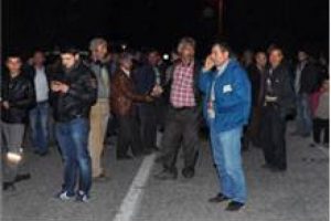 Suriyeliler yaraladı s&ouml;ylentisi ortalığı savaş alanına &ccedil;evirdi