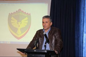 "Galatasaray ma&ccedil;ında olay &ccedil;ıkaranları kınıyoruz"