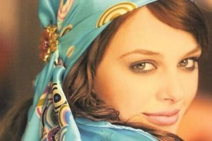 Naz Elmas'tan zehir zemberek a&ccedil;ıklama
