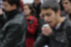 Lise &ouml;ğrencisi Cumhurbaşkanı Erdoğan'a hakaretten tutuklandı