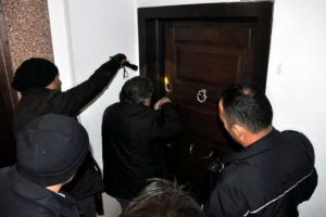 Eski Belediye Başkanı'nın eşi evinde &ouml;l&uuml; bulundu!