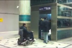Engelli vatandaşa b&uuml;y&uuml;k ayıp !