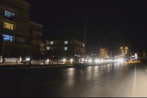 Tam 300 ara&ccedil;lık konvoyla taşındı