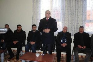 Ahmet T&uuml;rk araya girdi, o iki aile barıştırıldı!