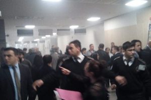 İstanbul Adalet Sarayı'nda yangın paniği