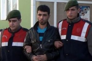 Konya'da yolcu otob&uuml;s&uuml;nde uzun namlulu silah ele ge&ccedil;irildi