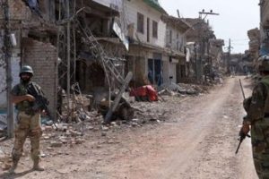 Pakistan'da Taliban'a y&ouml;nelik operasyon: 16 &ouml;l&uuml;