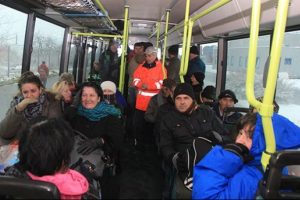 Hırvatistan sınırına y&uuml;r&uuml;yen Bosnalı iş&ccedil;iler geri d&ouml;nd&uuml;