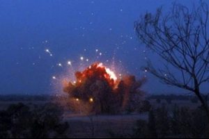 Hafter ilk kez Misrata'yı bombaladı