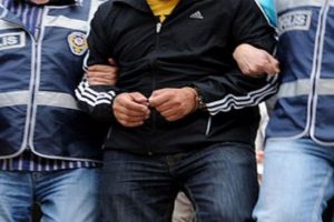 3 kişiyi dolandıran sanığa 4 yıl 7 ay hapis cezası