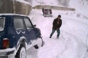 Kar yağışı 75 kazaya neden oldu