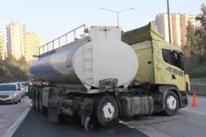 Bir tanker dolusu esrar polise takıldı