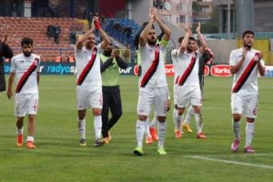 Balıkesirspor'dan tarihi zafer!