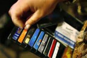 Aidatsız kredi kartı &ccedil;ıkarmayan bankalara ceza