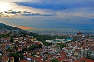 B&uuml;y&uuml;kşehir &ccedil;alışıyor, Bursa kazanıyor