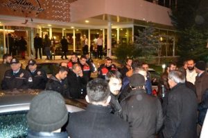 Alkoll&uuml; kızların kavgası karakolda bitti