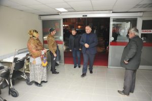 Başkan &Ccedil;ağlayan'dan yılbaşı gecesi &ccedil;alışan personele ziyaret