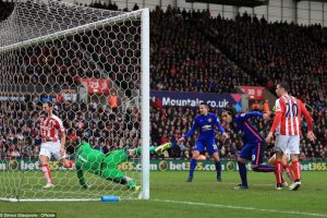 ManU Falcao ile 1 puanı kurtardı!