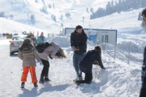 Uludağ'a g&uuml;n&uuml;birlik&ccedil;i akını!