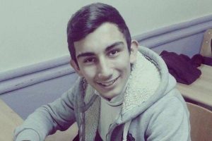 Solunum yetmezliğinden &ouml;len liseli g&ouml;zyaşlarıyla uğurlandı