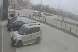 Feci kaza g&uuml;venlik kamerasında