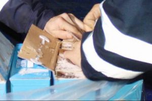 Bu kez de deterjan kutusuna sakladılar
