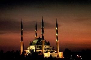 Kandil oru&ccedil;ları gecenin ertesi g&uuml;n&uuml; tutulur
