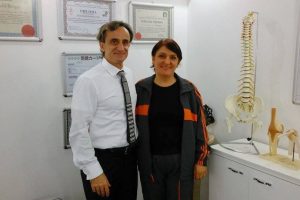 Bursa'da bel fıtığından ameliyatsız kurtuldu!