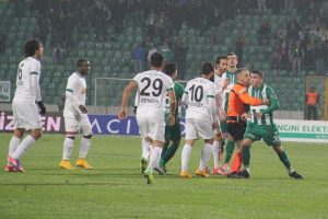 Josue Konya deplasmanında yok!