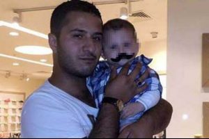 Oğlunun doğum g&uuml;n&uuml;nde &ouml;ld&uuml;r&uuml;ld&uuml;!