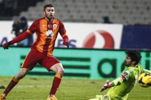 Beşiktaş taraftarlarından Burak Yılmaz'a b&uuml;y&uuml;k tepki!