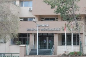 Başkomisere g&ouml;zaltı