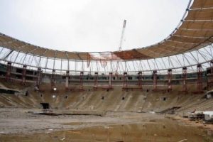 Timsah Arena'nın koltuk montajına başlandı