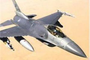 Libya jetleri Yunan tankerini vurdu
