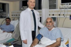 Kalbi elektrik fırtınasına tutuldu
