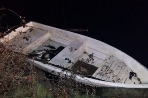Elektrikle balık avına jandarma engel oldu