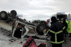 K&uuml;tahya'da trafik kazası: 6 yaralı