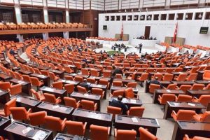 Kamuda istifalar başlıyor! İşte nedeni...
