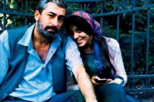 Hasılatı hangi dernneğe bağışlayacak..