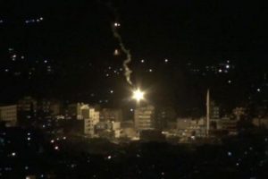 Cizre'de polise roketli saldırı: 2 polis yaralı
