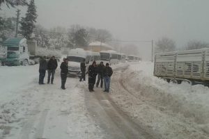 Bursa'nın dağ il&ccedil;elerinde kar &ccedil;ilesi