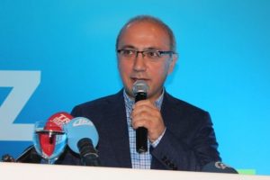 Bakan Elvan'dan 3 ilde havalimanı m&uuml;jdesi