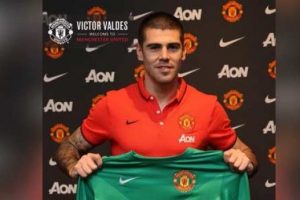 Victor Valdes resmen ManU'da